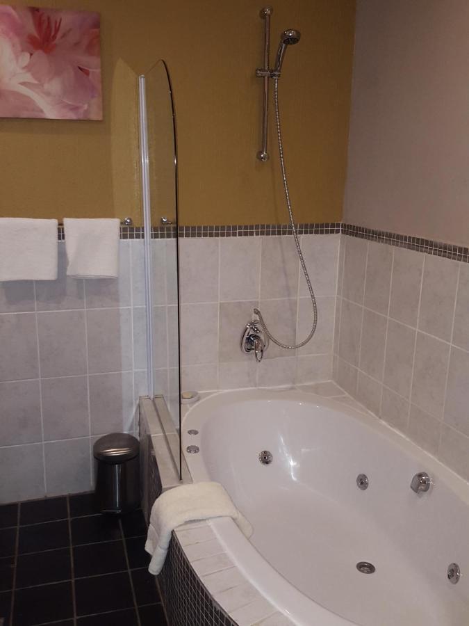 Grace Place Bnb Pretoria Bed and Breakfast Εξωτερικό φωτογραφία