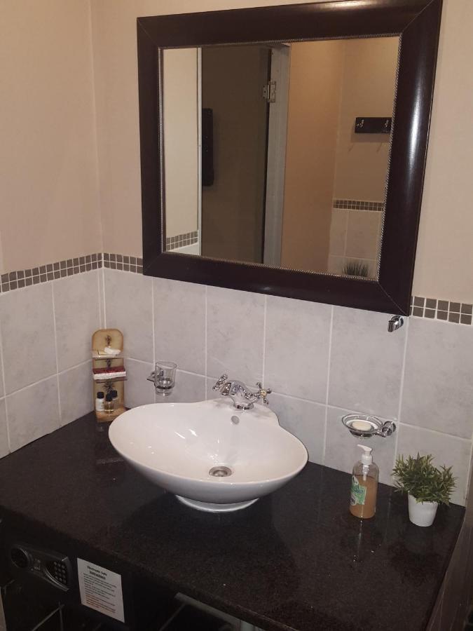 Grace Place Bnb Pretoria Bed and Breakfast Εξωτερικό φωτογραφία